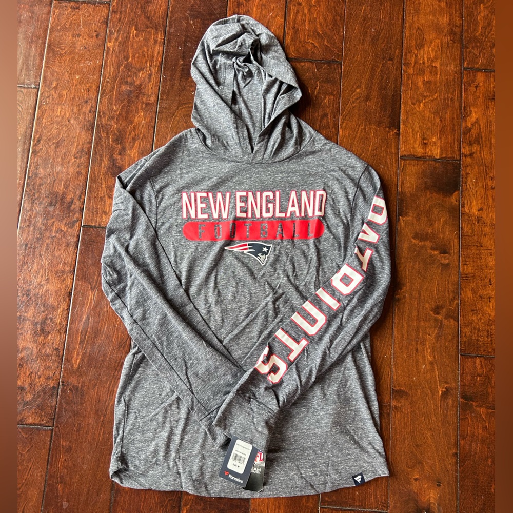 Fanatics New England Patriots Gray Pullover Hoodie with Red Accents